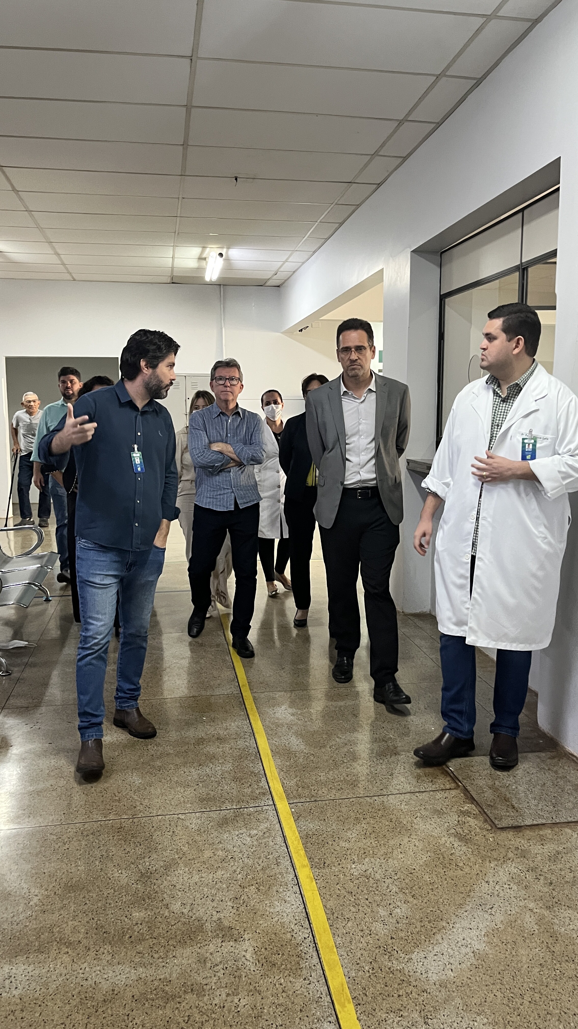 Hospital Estadual de Jataí recebe visita do secretário de saúde Sérgio Vencio  2