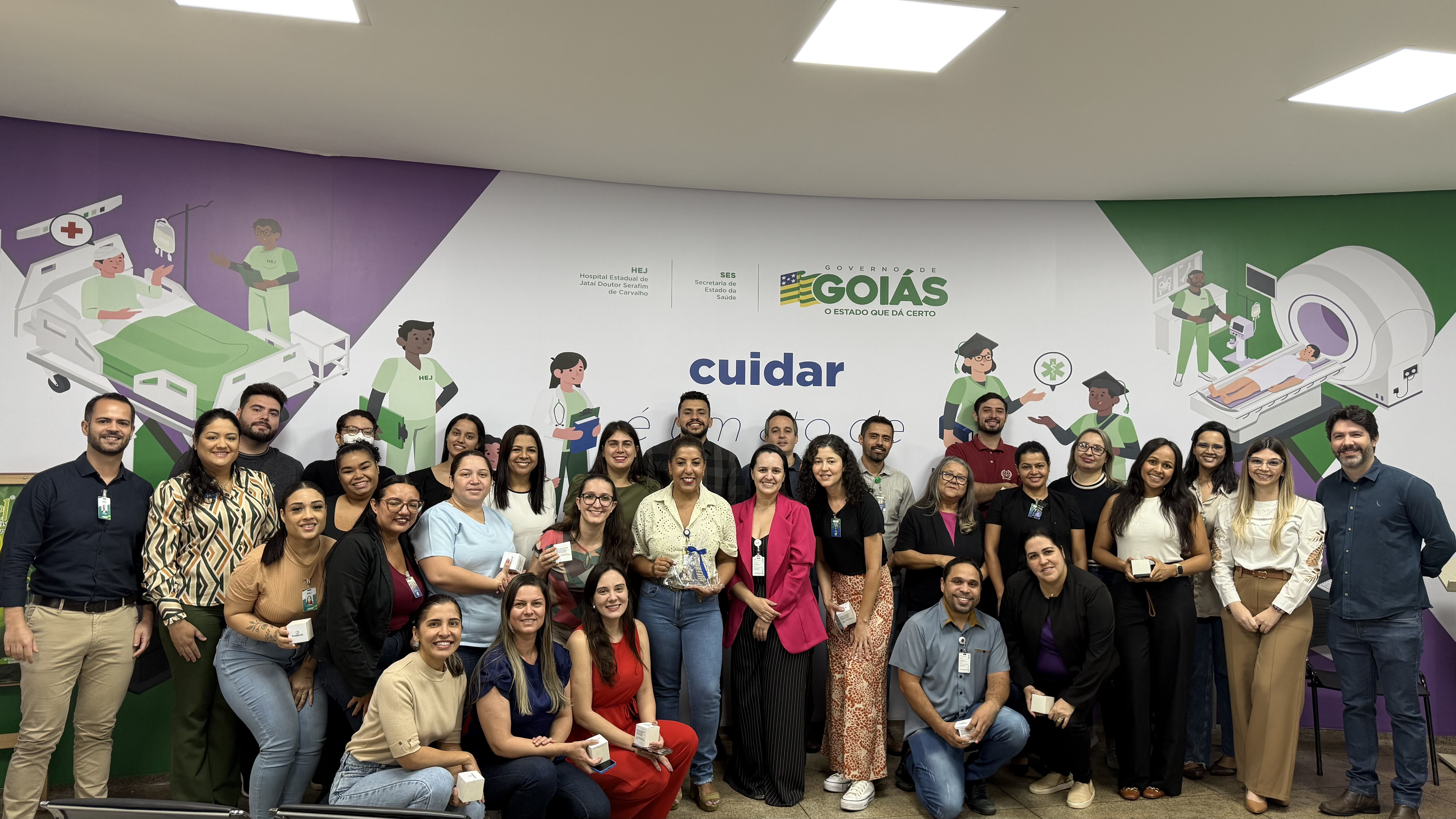 Fundahc entrega gestão do HEJ com mais de dois milhões de atendimentos realizados - Foto gestores despedida professora Lucilene